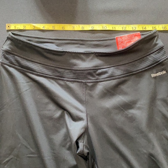 Black Reebok workout Capris - Picture 6 of 6